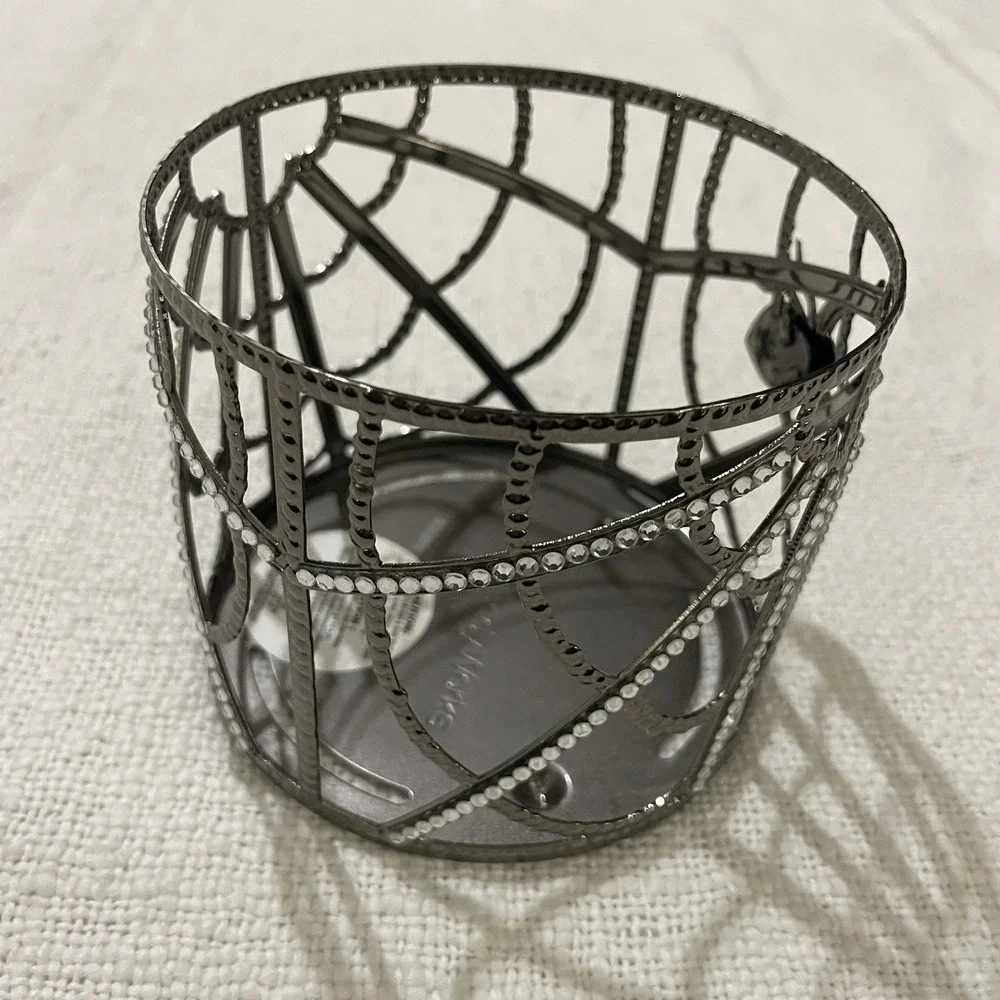 Bath & Body Works 2021 Halloween Diamond Spider Web‎ 3 Wick Candle Holder Scary
